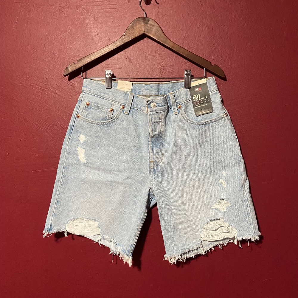 LEVI’S PREMIUM 501 '90S WOMEN'S SHORTS - Picture 4 of 9